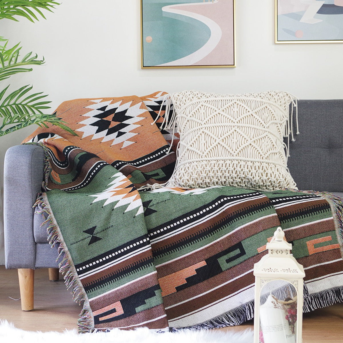 boho sofadeken van polyester met nationaal geïnspireerd patroon in de woonkamer