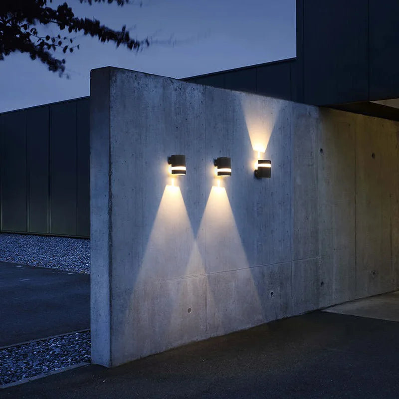 zwarte cilindervormige led buitenmuurverlichting