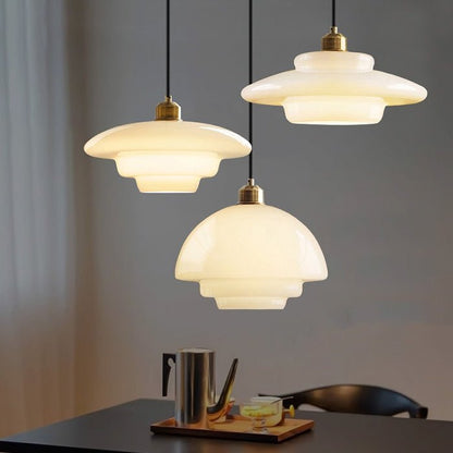 Elegante Witte Glazen Hanglamp voor een Stralende Verlichting