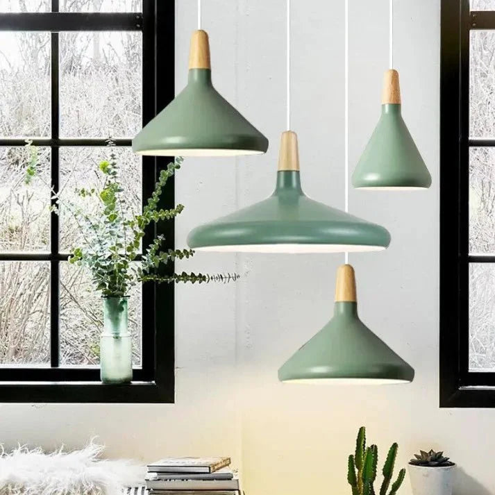 elegante conische metalen hanglamp geïnspireerd op franse macarons