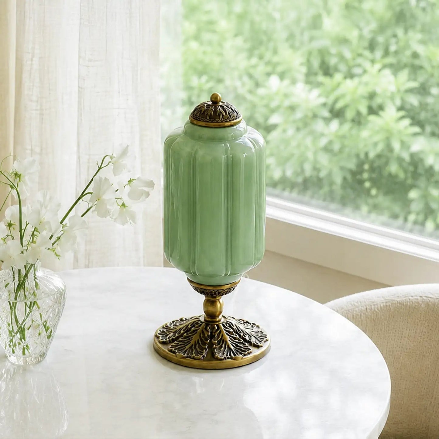 lumi eloise tafellamp in frans retro-stijl, crèmekleurig glas met structuur