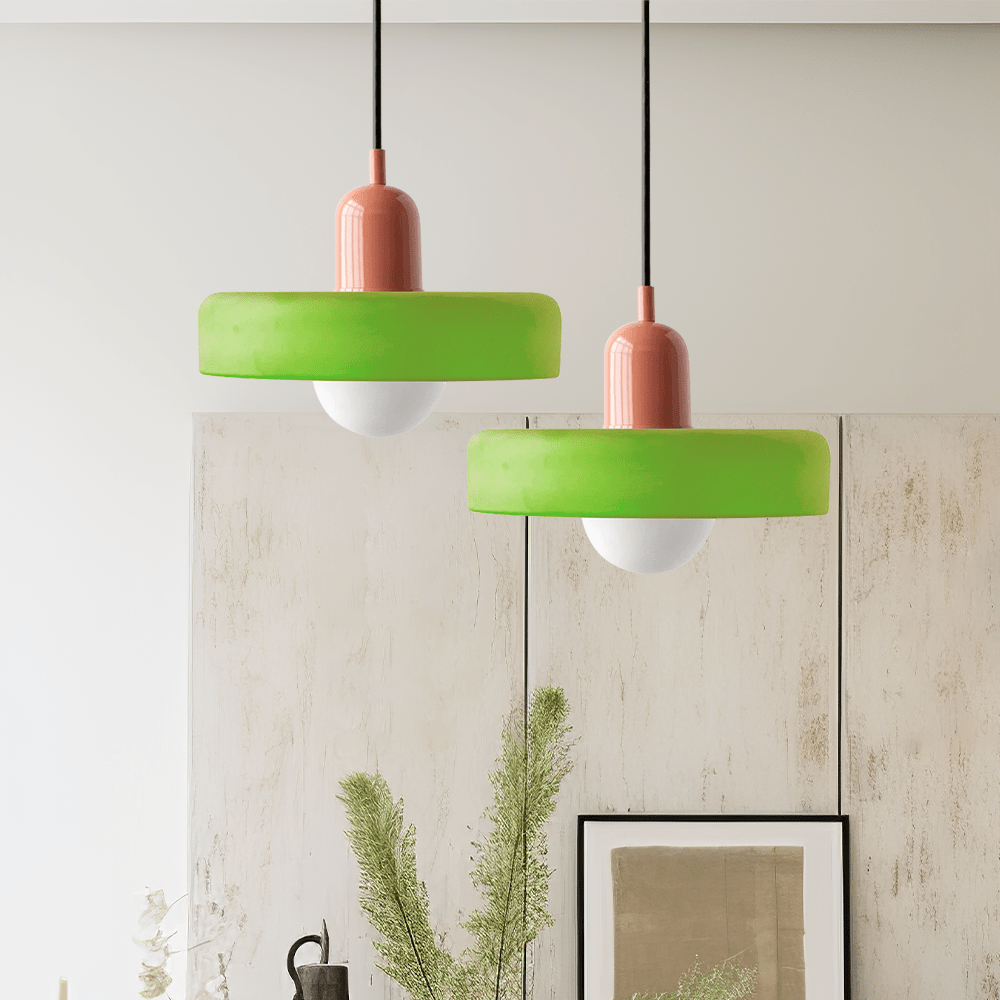 stijlvolle bauhaus hanglamp van elegante kleurige glas