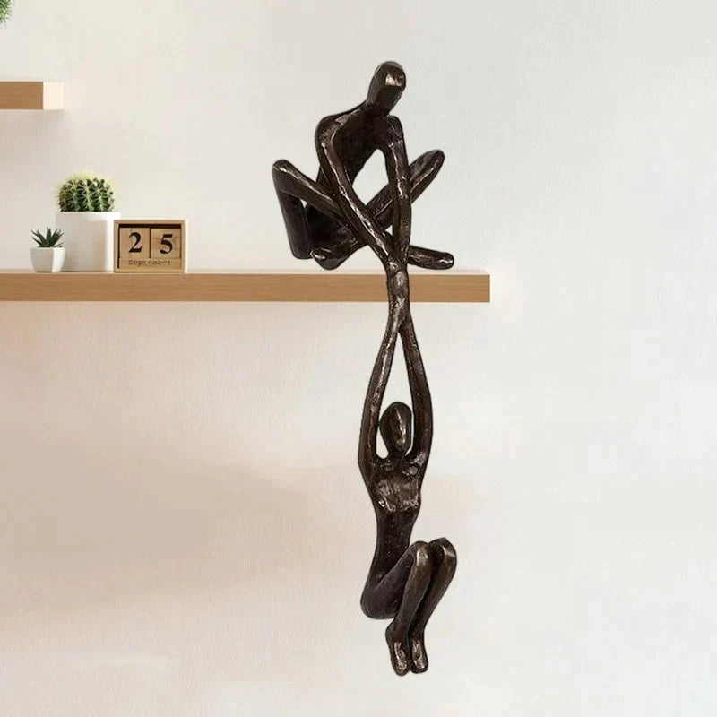 Close-up van decoratief beeldje met symbolische vormen