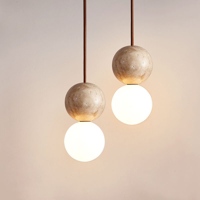 chic wabi sabi hanglamp voor een sfeervol plafond