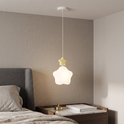 Hangende led nachtlamp in wolkvorm met warme, rustgevende gloed