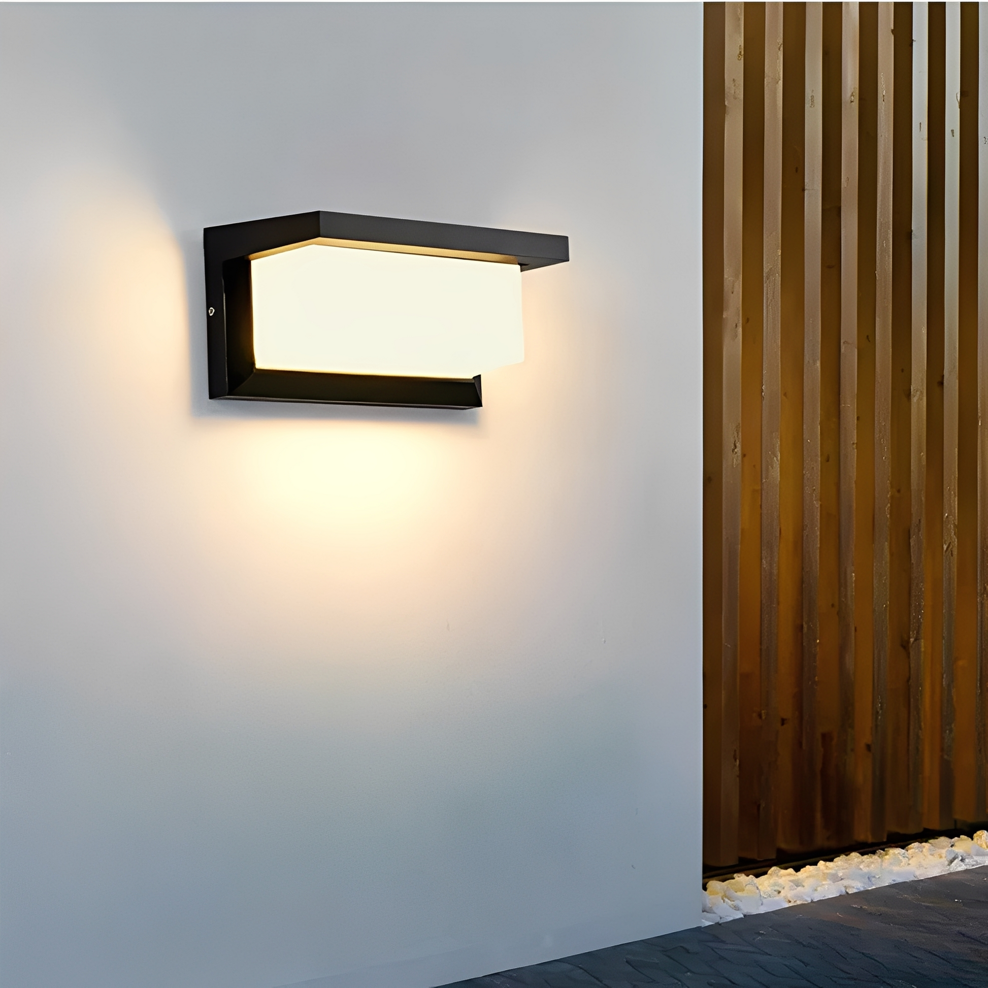Moderne buitenwandlamp van aluminium met ingebouwde bewegingssensor