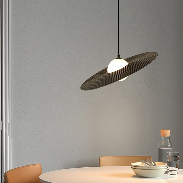 stijlvolle postmoderne eenvoud hanglamp