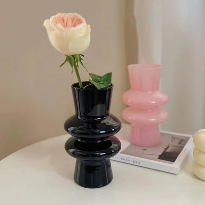 Glazen bloemenvaas met golvend ontwerp