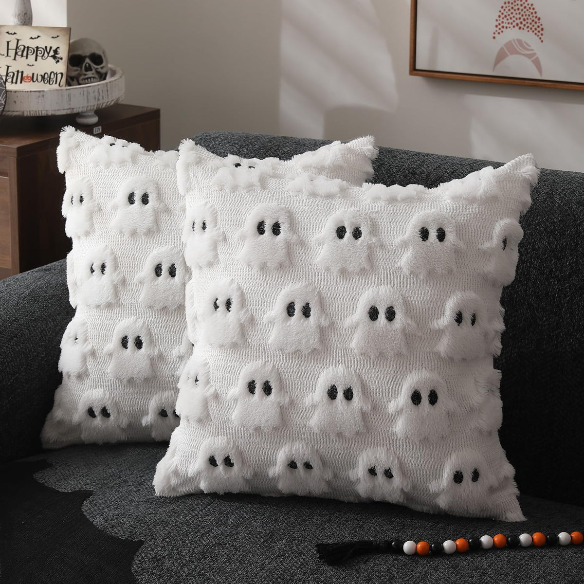 set van 2 witte sierkussenhoezen met spookmotief voor een sfeervol interieur