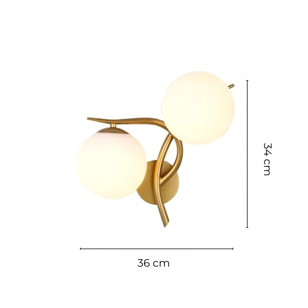 zijaanzicht van de scandinavische wandlamp voor binnen