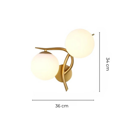 Zijaanzicht van de Scandinavische wandlamp voor binnen