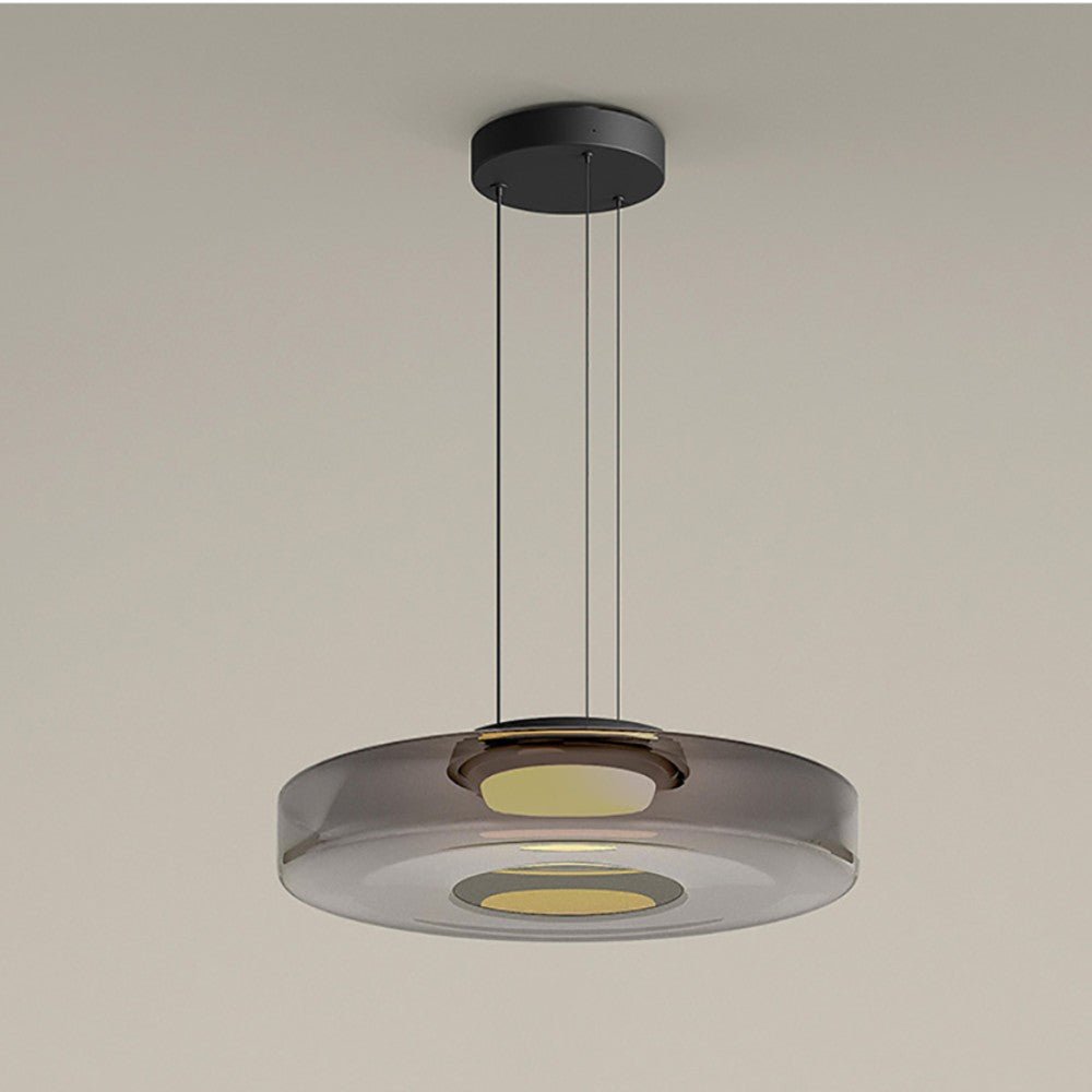 stijlvolle bauhaus glazen hanglampen voor een modern interieur