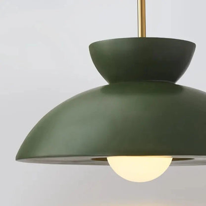 Stijlvolle Scandinavische Augustus Hanglamp voor een Elegante Eetkamer