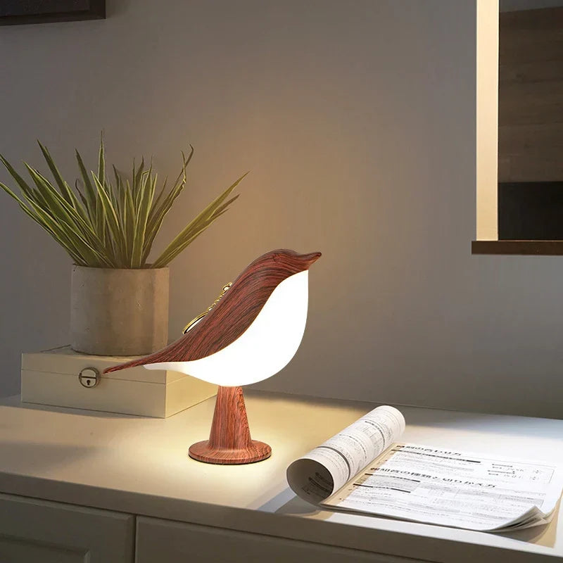 nachtlampje naast een bed voor zachte nachtverlichting