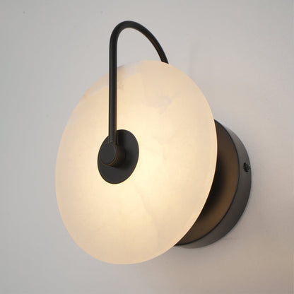 Elegante Alabaster LED Wandlamp voor een Sfeervolle Verlichting