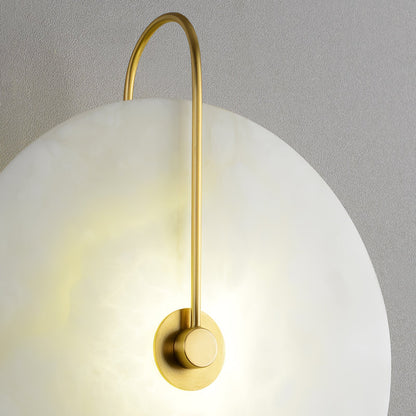 Elegante Alabaster LED Wandlamp voor een Sfeervolle Verlichting