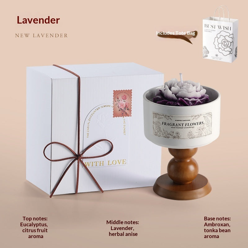 geurkaars cadeauset met bloemvormig design