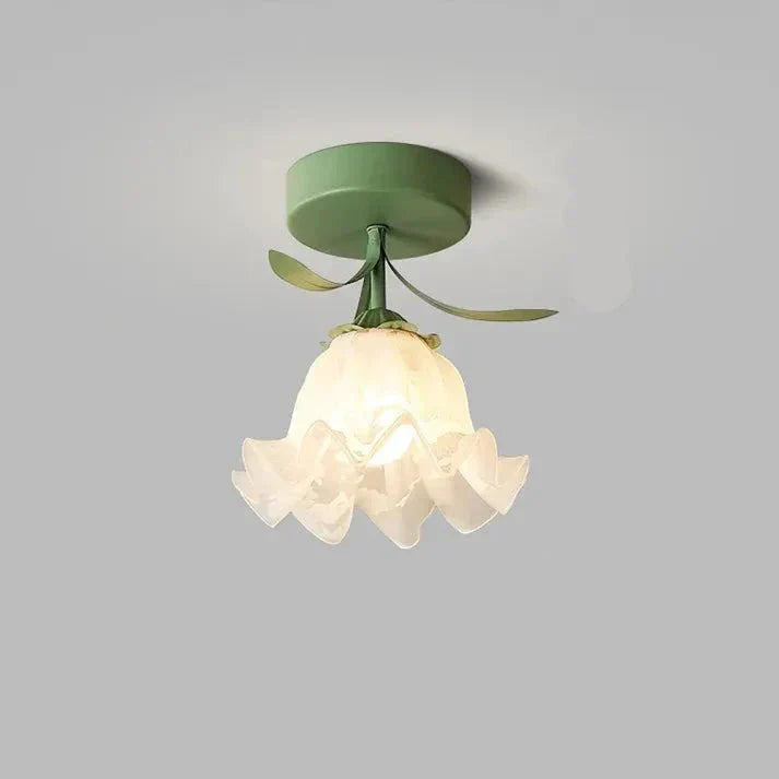 elegante tiffany plafondlamp met schattige minibloemen