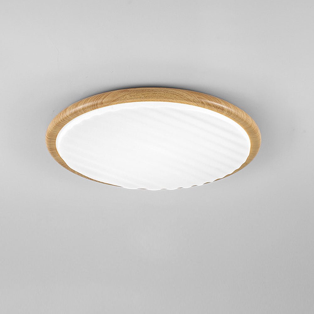 verleidelijke ronde houten led plafondlamp met een charmante plooi voor je slaapkamer