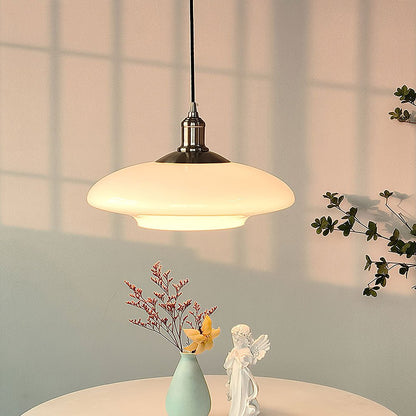 Stijlvolle moderne hanglamp in elegant wit glas