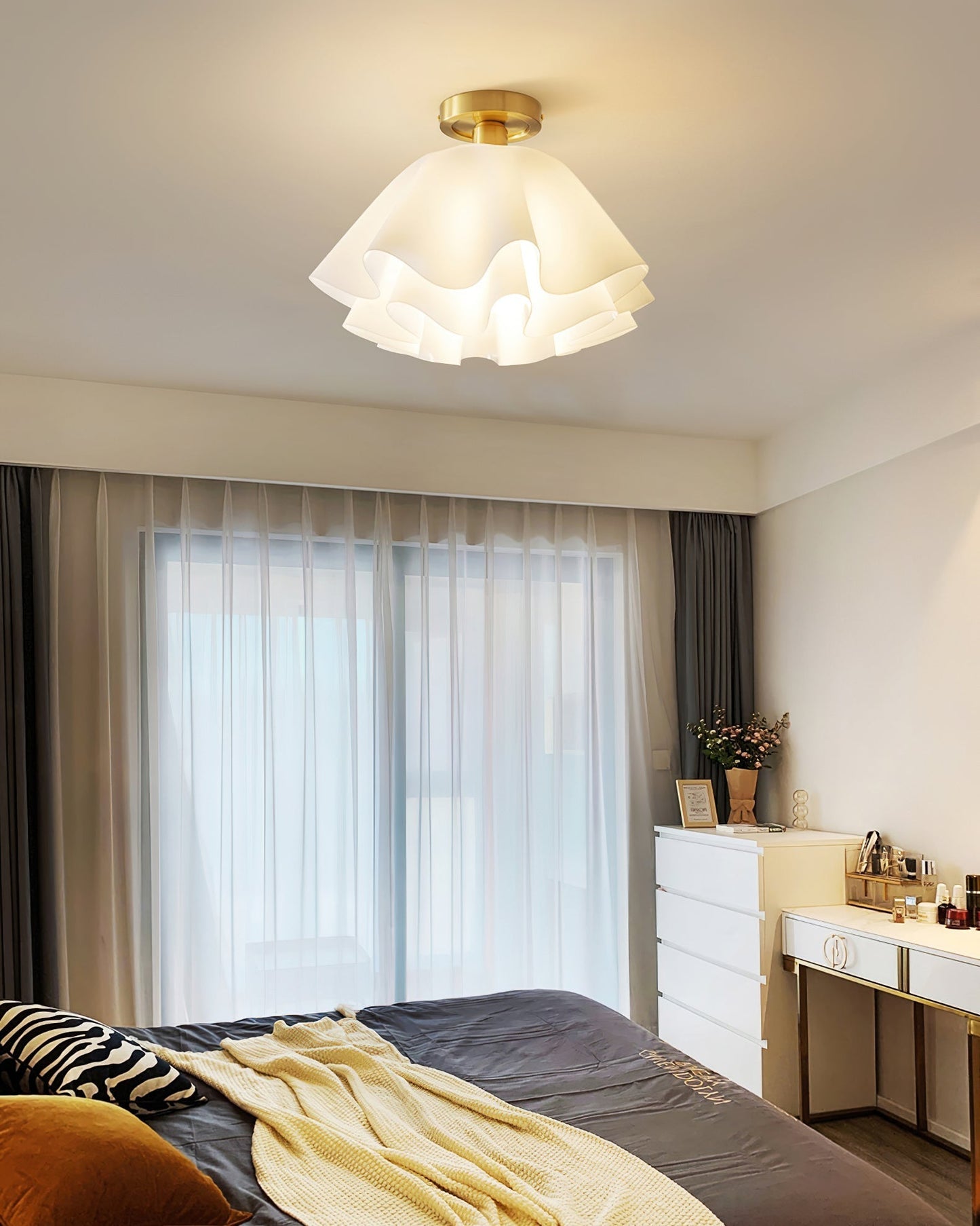 stijlvolle gailon plafondlamp voor een modern interieur