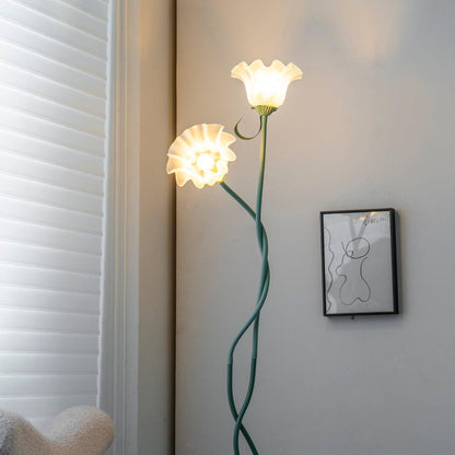 Elegante Calla Bloemen Vloerlamp voor een Sfeervolle Interieurverlichting