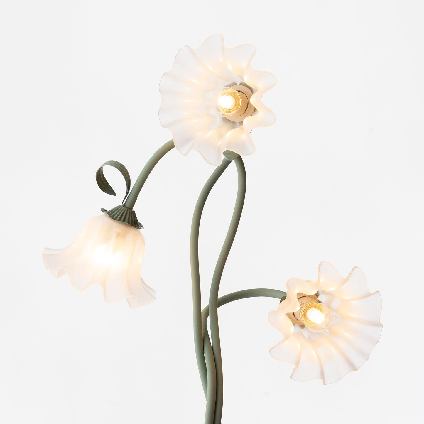 elegante calla bloemen vloerlamp voor een sfeervolle interieurverlichting