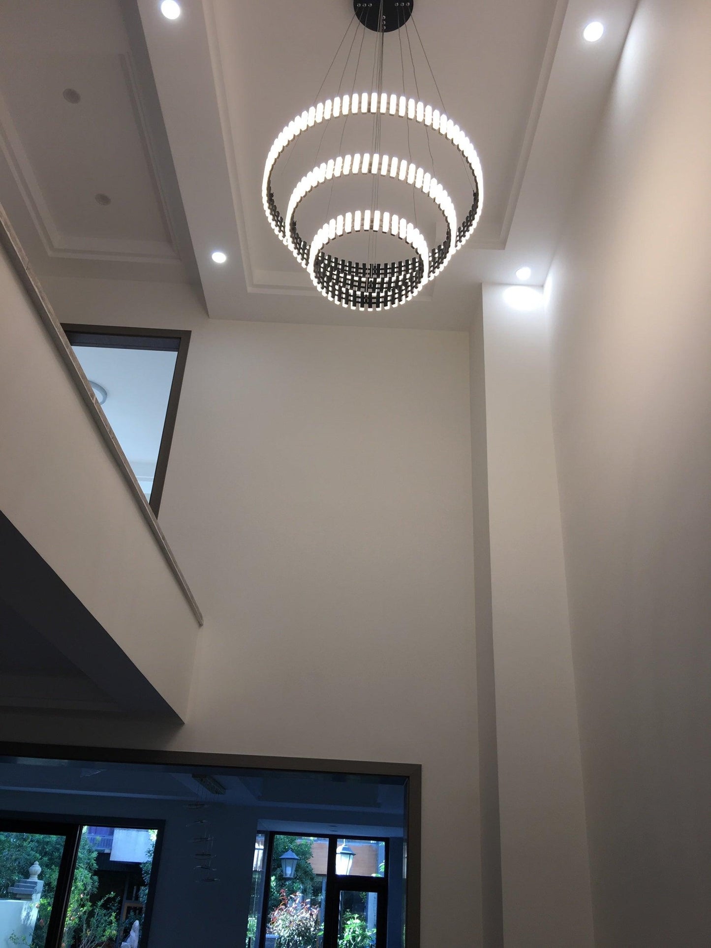 elegante hangende led kroonluchter voor een stijlvolle verlichting