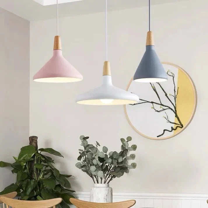 elegante conische metalen hanglamp geïnspireerd op franse macarons