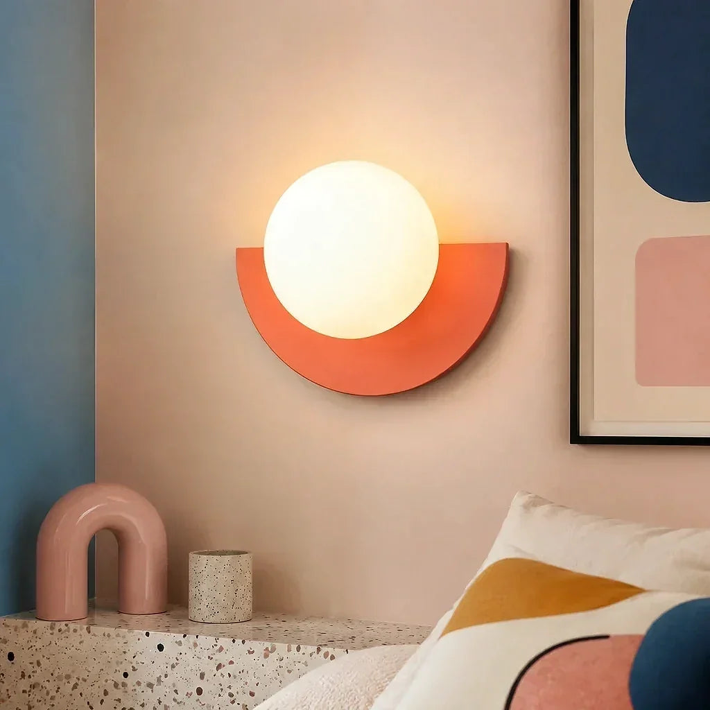 moderne wandverlichting met een opvallend kleurrijk design
