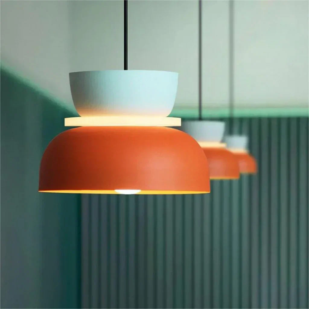 dulcy scandinavische hanglamp met kleurblokstijl