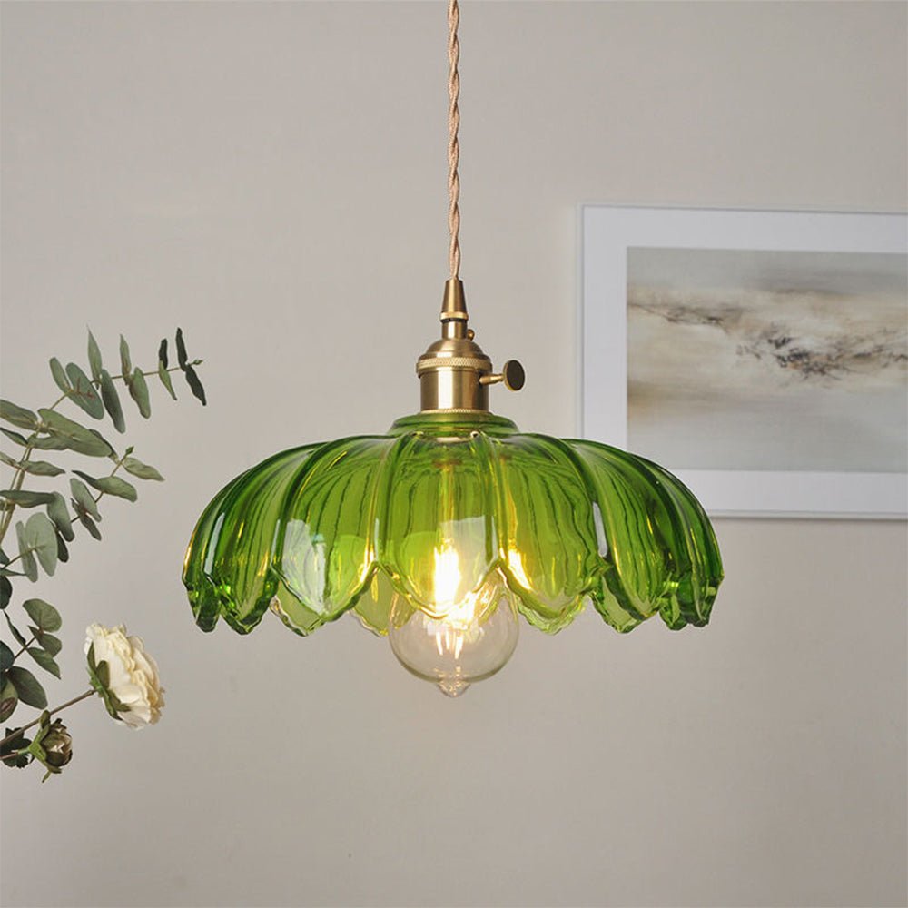 stijlvolle vintage glazen bloemenhanglamp voor een sfeervolle ambiance