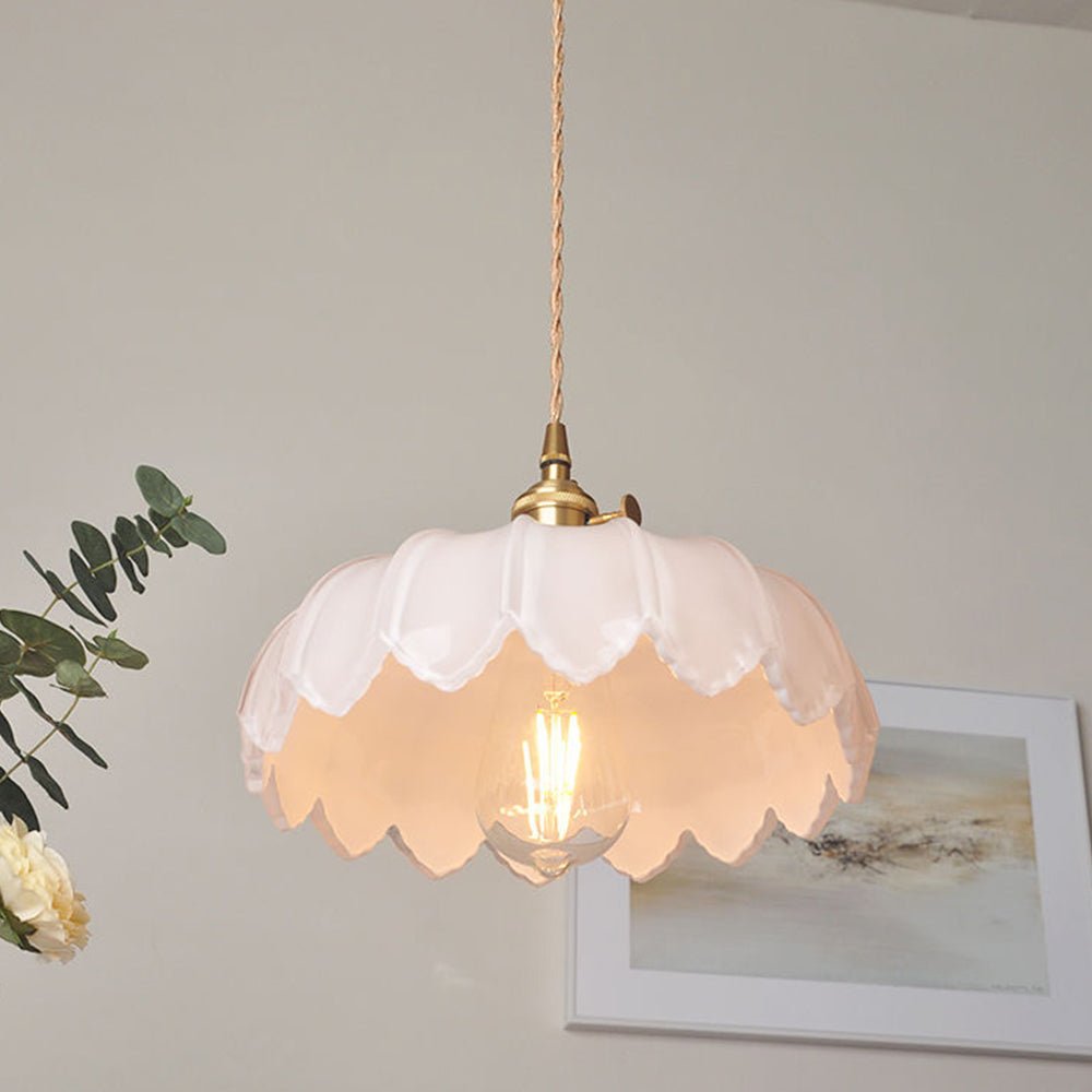 stijlvolle vintage glazen bloemenhanglamp voor een sfeervolle ambiance