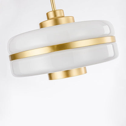 Elegante Scandinavische glazen hanglamp voor een luxe uitstraling