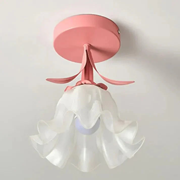 elegante tiffany plafondlamp met schattige minibloemen