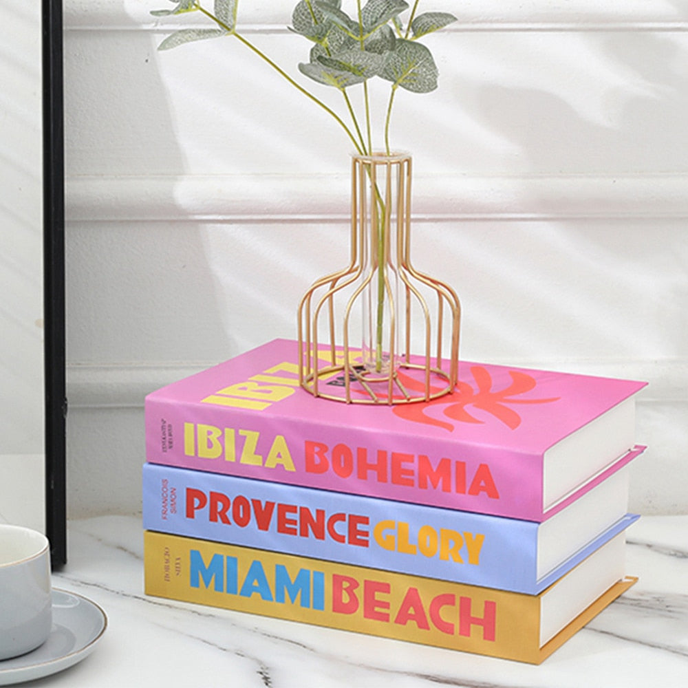 Decoratieve boeken stijlvol geschikt voor een salontafel