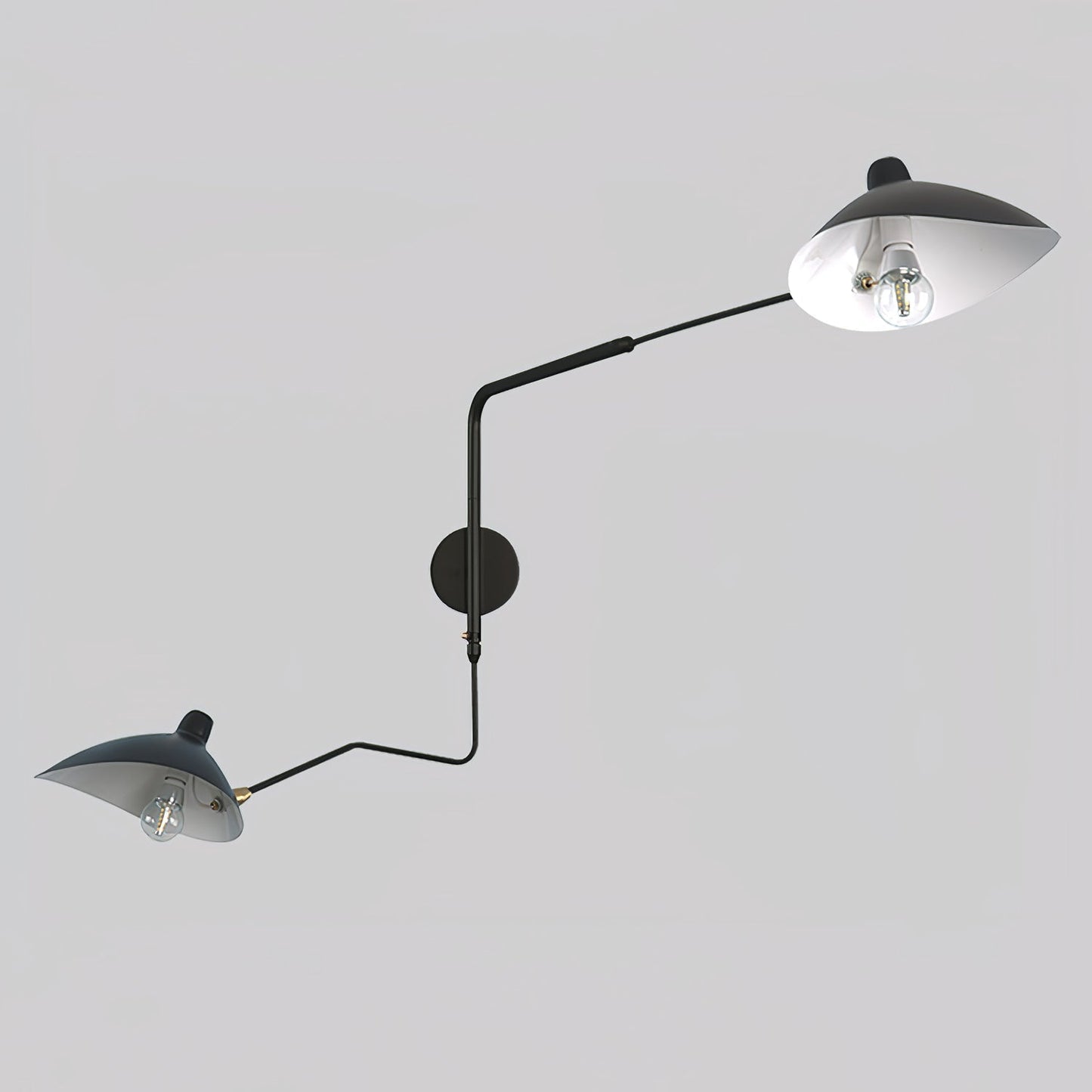 stijlvolle wandlamp van serge mouille