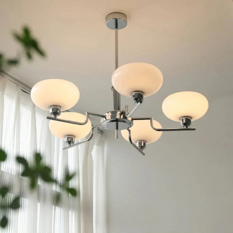 sfeervolle bauhaus plafondlamp in middeleeuwse stijl