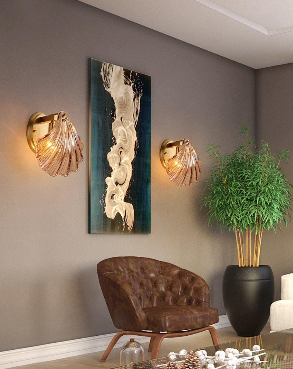 elegante wandlamp in schelpdesign