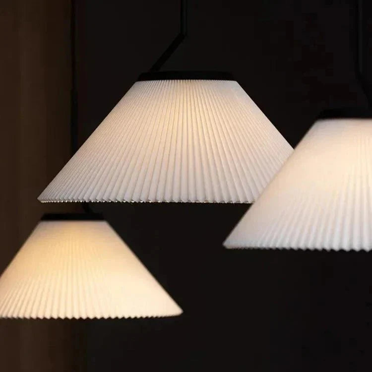 stijlvolle nordic geplooide crème hanglamp voor een elegante sfeer