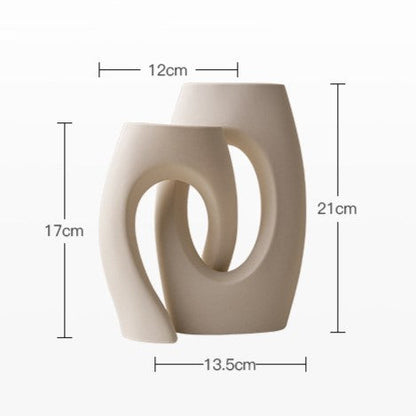 Moderne keramische vaas met uitgesneden ontwerp – sculpturale vaas in Wabi-Sabi stijl