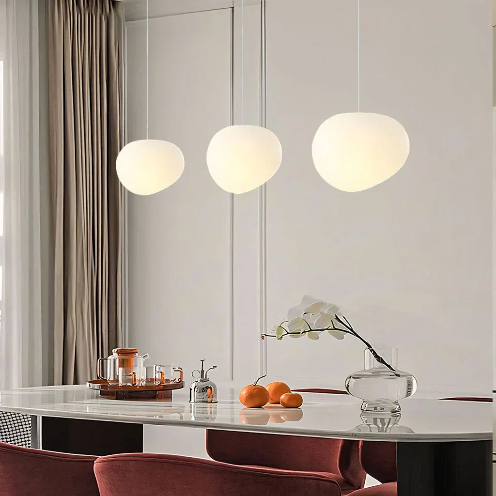 elegante witte kiezel hanglamp voor een sfeervolle verlichting