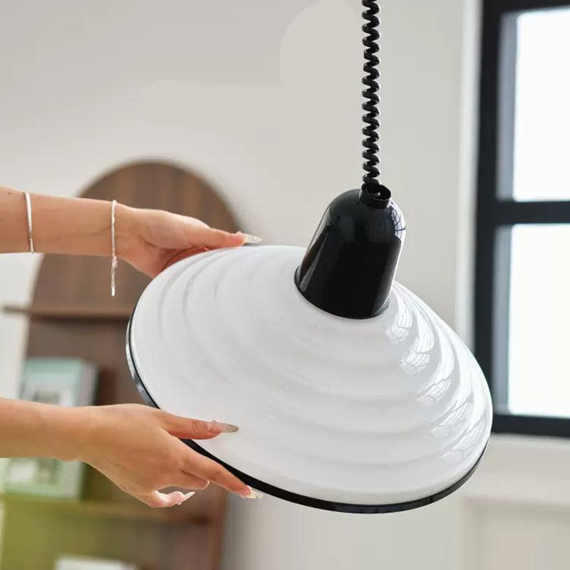 elegante franse crème glazen wandlamp voor een sfeervolle verlichting