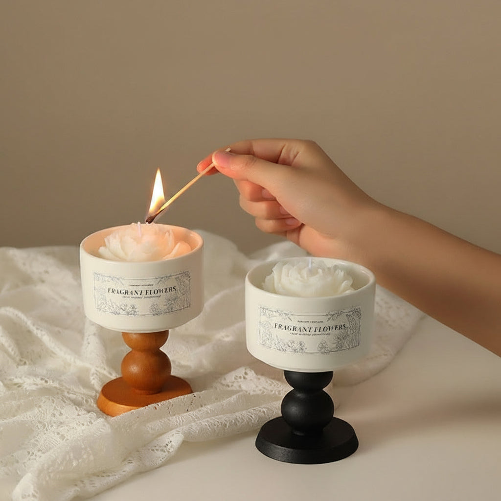 geurkaars cadeauset met bloemvormig design