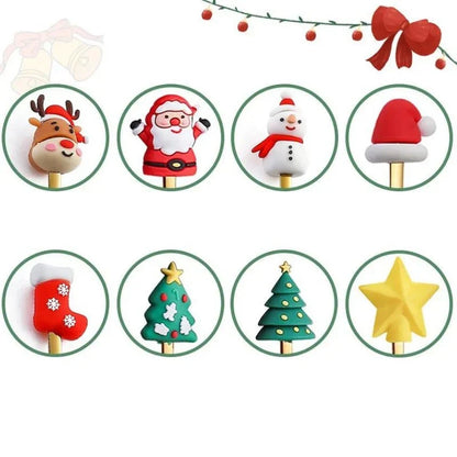 Close-up van de handgrepen van de decoratieve kerstbestekset