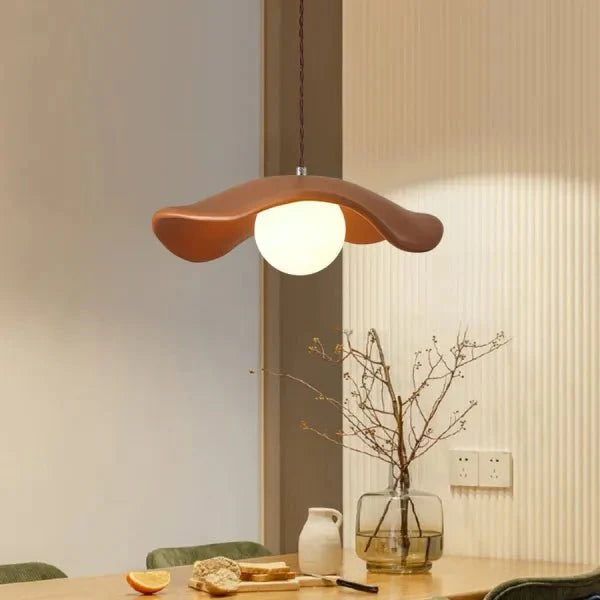 unieke wabi sabi eetkamer hanglamp met prachtige lotusbladeren