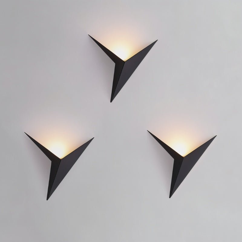 ezio stylish wall lamp