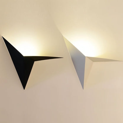 Ezio Stylish Wall Lamp