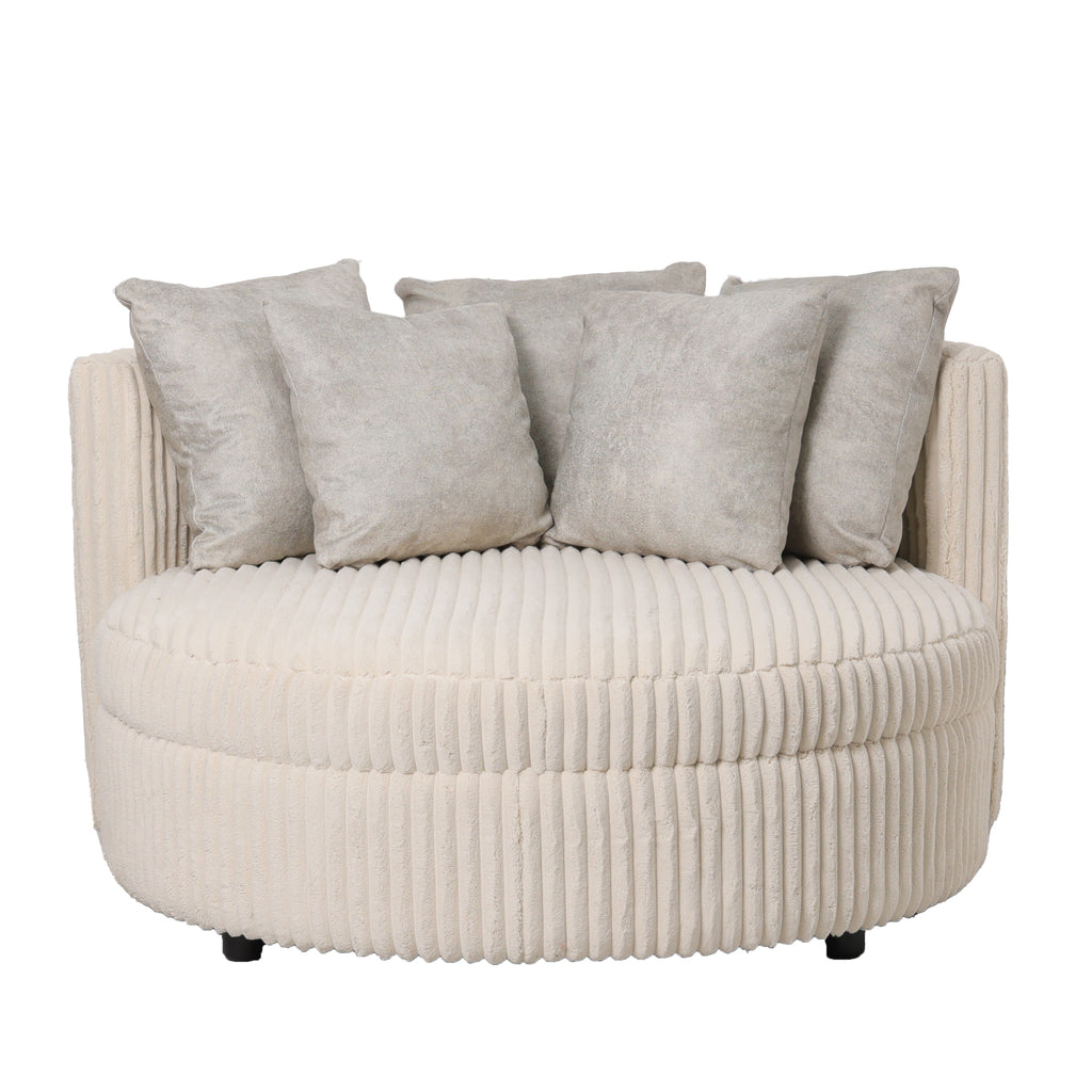 fayen taupe fauteuil met 2 crèmekleurige kussens.