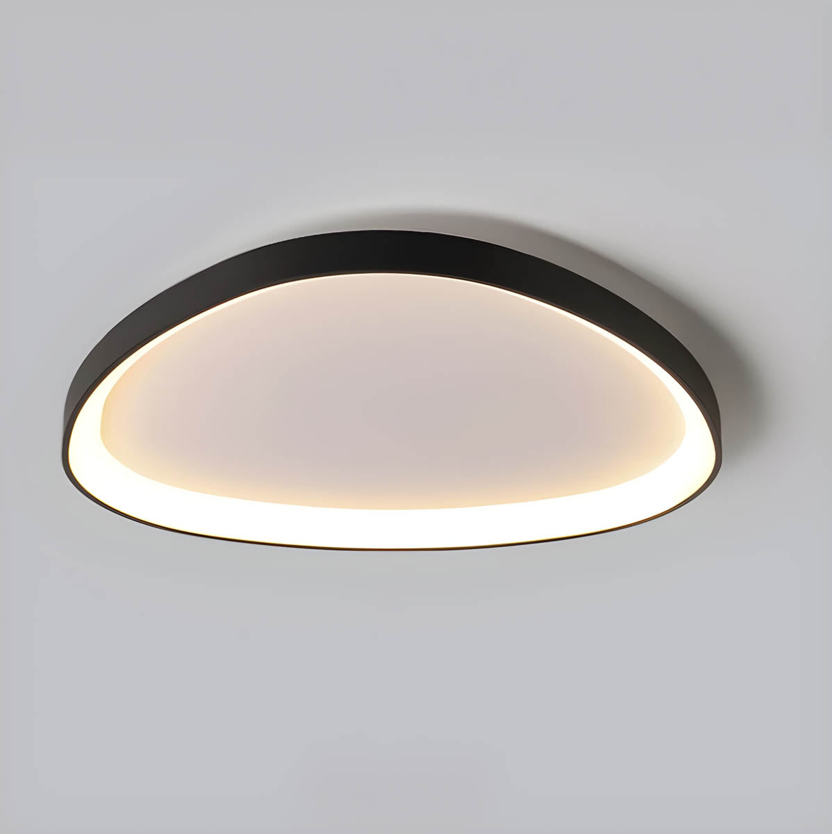 elegante dauwkleurige plafondlamp voor een sfeervolle verlichting